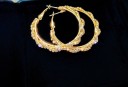 Boucles d'oreilles créoles pour femmes avec pierres 3