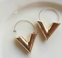 Boucles d'oreilles dames creuses "V" J1134 7