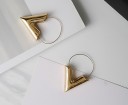 Boucles d'oreilles dames creuses "V" J1134 9