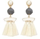 Boucles d'oreilles élégantes avec perle, boule et franges J2515 2