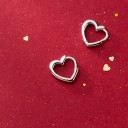 Boucles d'oreilles en forme de cœur pour femmes 1