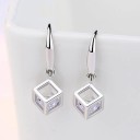 Boucles d'oreilles pendantes en forme de cube pour femmes 2