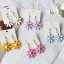 Boucles d'oreilles pendantes marguerites G1399 1