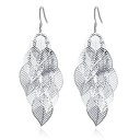 Boucles d'oreilles pendantes pour femmes feuilles 1