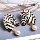 Boucles d'oreilles pendantes pour femmes zèbres 4