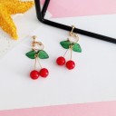 Boucles d'oreilles pour femmes avec des cerises 4