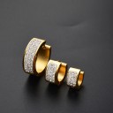 Boucles d'oreilles rondes avec zircon 2