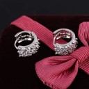 Boucles d'oreilles rondes pour femmes avec des cristaux 15