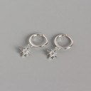 Boucles d'oreilles rondes pour femmes avec étoile 2