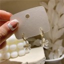Boucles d'oreilles rondes pour femmes avec fleur G974 5