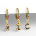 Boucles d'oreilles rondes pour femmes avec lettres 1