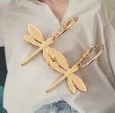 Boucles d'oreilles rondes pour femmes avec libellule 2
