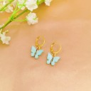 Boucles d'oreilles rondes pour femmes avec papillon C1093 11