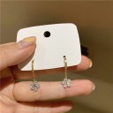 Boucles d'oreilles rondes pour femmes avec pendentif floral 1