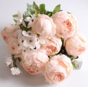 Bouquet décoratif de pivoines 19