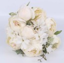 Bouquet décoratif de pivoines 32