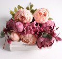 Bouquet decorativo di peonie 25
