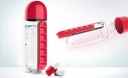 Bouteille à boire et distributeur de médicaments 2 en 1 4