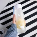 Bouteille de voyage pour boire avec motif de cerf et de lune Plastique mat avec dégradé de couleur Capacité 560 ml Couvercle à vis avec anse 6