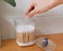 Box na vatové tyčinky a tampónky s figurkou zvířátka na víku Průhledná dóza z akrylu a plastu Rozměr 13 x 9 cm Do koupelny 5