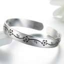 Bracciale aperto da donna con fiori 2