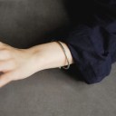 Bracciale aperto da donna H144 6