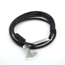 Bracciale da uomo in pelle con ascia 17