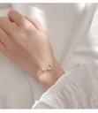 Bracciale femminile delicato con la luna 3