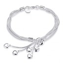 Bracciale multilivello da donna con cuori 1