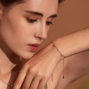 Bracelet en chaîne pour femmes avec cœurs H133 2