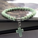 Bracelet en perles avec croix 10