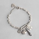 Bracelet femme avec pendentifs P105 1