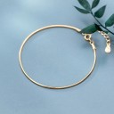 Bracelet lisse doré pour femme 4