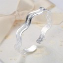 Bracelet ouvert en laine pour femme 3