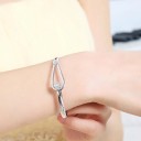 Bracelet ouvert pour femme avec fleur 2