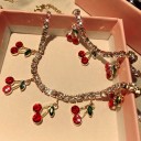 Bracelet pour femmes avec des cerises 1