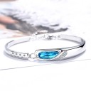 Bracelet pour femmes avec pierre bleue 3