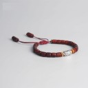 Bracelet réglable avec des perles en bois 2