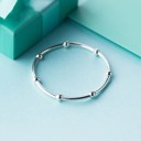 Bracelet rigide pour femme avec perles 4