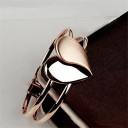 Bracelet rigide pour femmes avec cœur H455 2