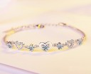 Bracelet scintillant en forme de cœur pour femmes avec pierres 6