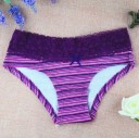Braguita de rayas con ribete floral 9