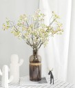 Branche artificielle avec des baies 3