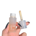 Brilho labial hidratante transparente Brilho intenso e hidratação Lábios suaves e macios Brilho sem pegajosidade Aspeto natural nos lábios 3