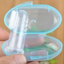 Brosse à dents pour enfant sur doigt 7