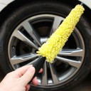 Brosse à roues avec poignée 1