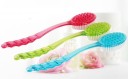 Brosse de massage avec long manche J1997 3