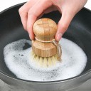 Brosse en bois pour le nettoyage 4
