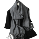 Bufanda de mujer 33x180 cm Bufanda suave de un solo color con flecos Accesorio ligero y cálido de poliéster Bufanda elegante para otoño e invierno 23