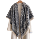 Bufanda para mujer 130 x 130 cm Bufanda cuadrada de poliéster con bordes deshilachados Diseño elegante y sutil Accesorio de moda cálido para otoño e invierno 4